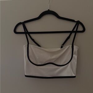 alo yoga airbrush streamlined bra tank. ivory/black. small